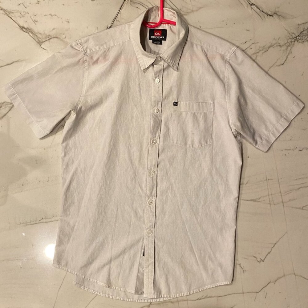 Quicksilver shirt - short sleeve button down, light blue w subtle gray stripes